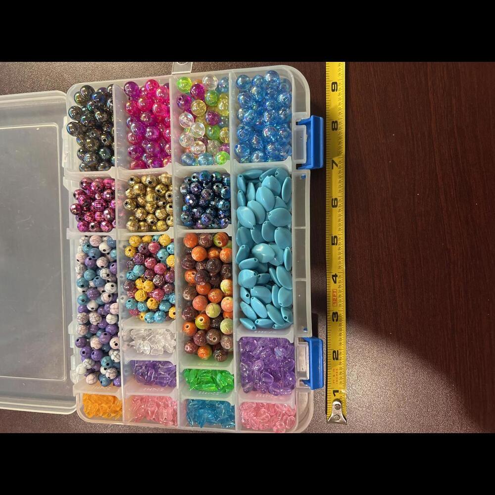 Variety Craft Bead Kit With Storage Box (Sr020)